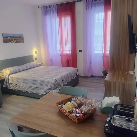 Malpensa Sleep & Go Lägenhetshotell Somma Lombardo